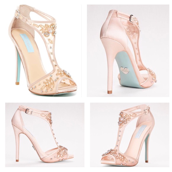 betsey johnson champagne shoes